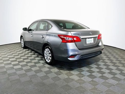 Used 2019 Nissan Sentra S image 6