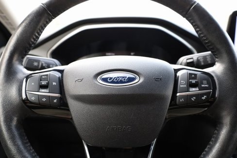 Used 2021 Ford Escape SEL image 15