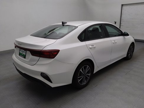 Used 2023 Kia Forte LXS image 9