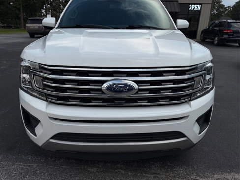 Used 2018 Ford Expedition XLT image 21