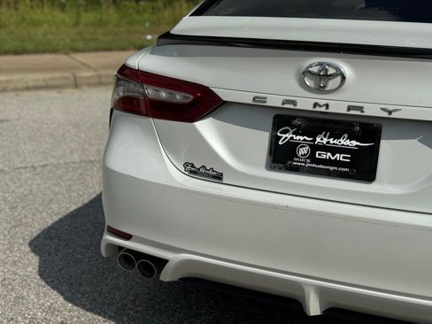 Used 2019 Toyota Camry XSE image 15