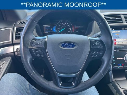 Used 2017 Ford Explorer Limited w/ Equipment Group 301A image 7