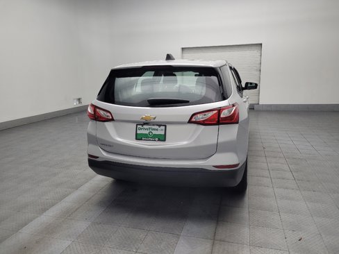 Used 2021 Chevrolet Equinox LS image 7