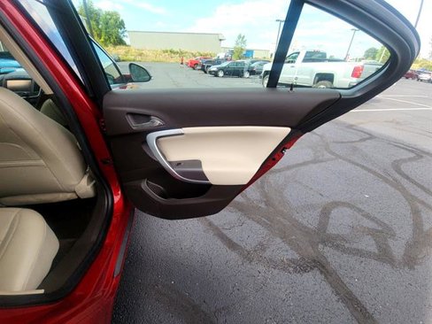 Used 2015 Buick Regal Premium w/ Experience Buick Package image 15