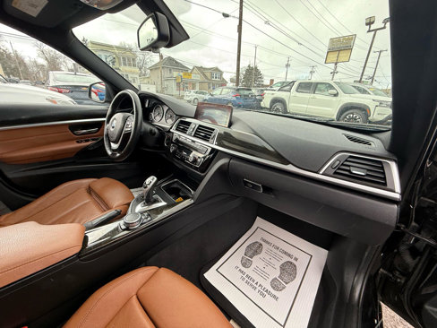 Used 2017 BMW 330i xDrive Sedan image 11