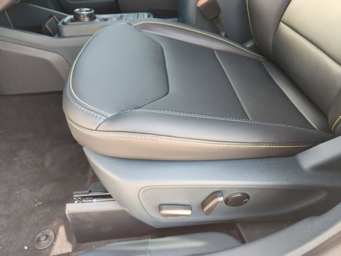 New 2025 Ford Maverick Lobo image 16