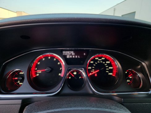Used 2015 GMC Acadia SLT image 11