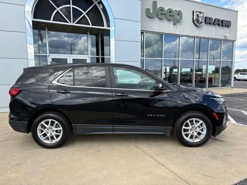 Used 2023 Chevrolet Equinox LT image 7