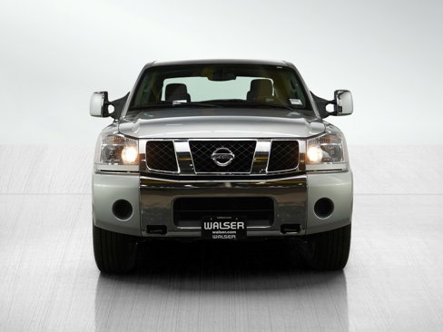 Used 2004 Nissan Titan SE image 8