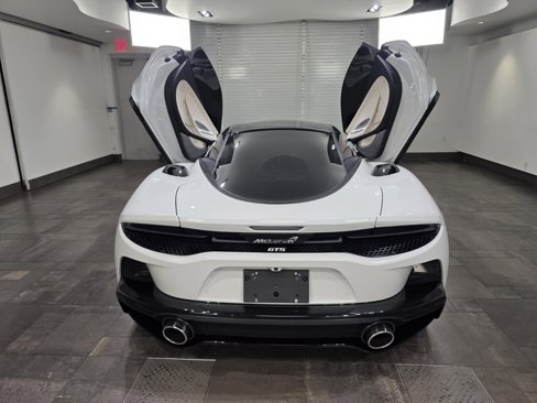 Used 2025 McLaren GTS image 23