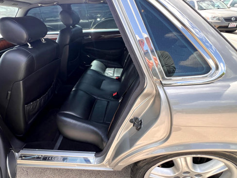 Used 1999 Jaguar XJ8 image 39