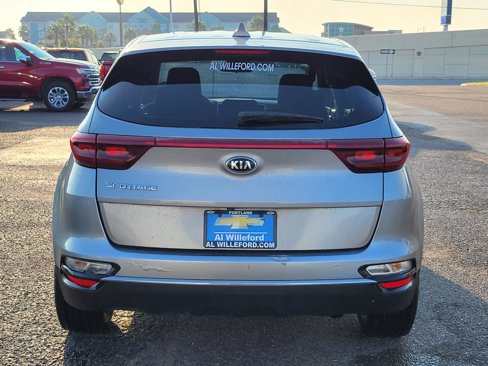 Used 2020 Kia Sportage LX image 4