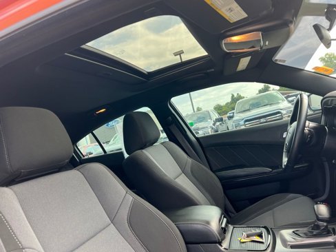 Used 2020 Dodge Charger SXT w/ Blacktop Package image 11