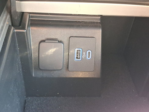 Certified 2022 Ford Explorer XLT image 26