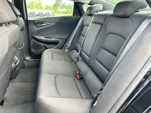 Used 2023 Chevrolet Malibu LT image 12
