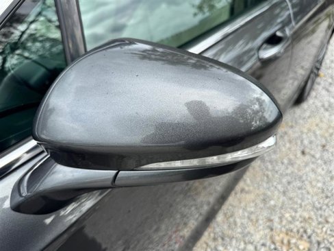 Used 2018 Ford Fusion Titanium image 11