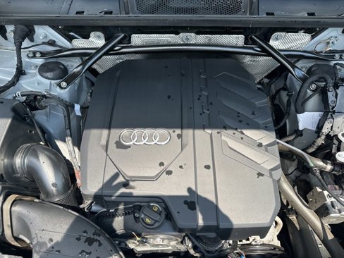 Used 2023 Audi Q5 2.0T Premium w/ Convenience Package image 19