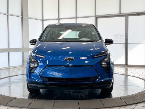 Used 2022 Chevrolet Bolt LT image 3