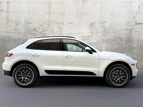 Used 2017 Porsche Macan S image 10
