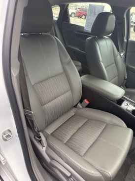 Used 2015 Chevrolet Impala LT image 14
