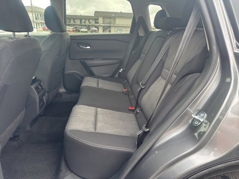 Used 2024 Nissan Rogue SV image 22