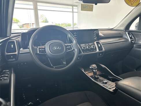 Used 2021 Kia Sorento LX image 19