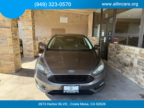 Used 2017 Ford Focus SE image 2