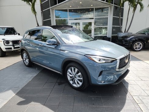 Used 2022 INFINITI QX50 Luxe image 2