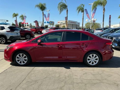 Used 2022 Toyota Corolla LE image 8