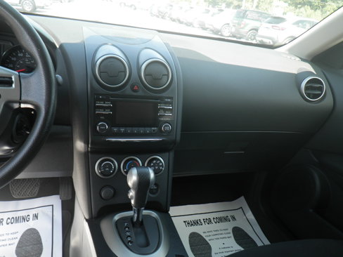 Used 2012 Nissan Rogue SV image 20