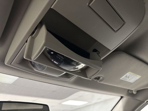 Used 2018 Dodge Grand Caravan SE image 34