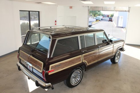 Used 1989 Jeep Grand Wagoneer image 41