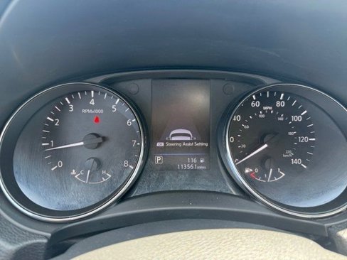 Used 2019 Nissan Rogue SL image 16
