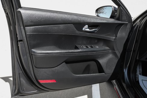 Used 2021 Kia Forte GT-Line image 40