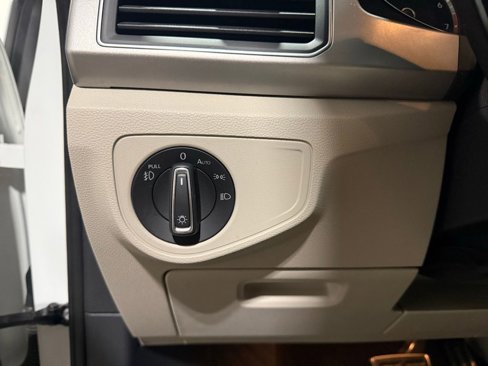 Used 2019 Volkswagen Atlas SE image 15