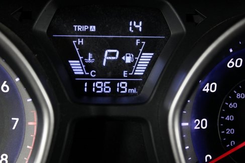 Used 2016 Hyundai Elantra SE image 22