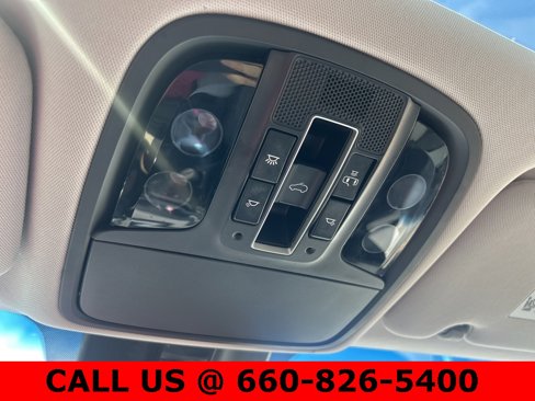 Used 2019 Kia Sorento SX w/ SX Touring Package image 17