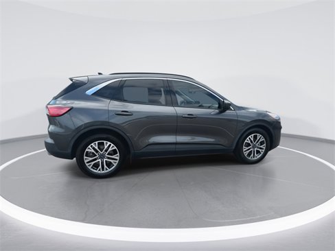 Used 2020 Ford Escape SEL image 9