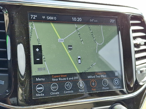 Used 2021 Jeep Grand Cherokee Limited w/ Luxury Group II image 24