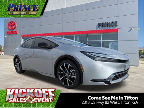 New 2025 Toyota Prius Plug-In Hybrid image 1