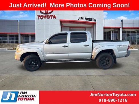 Used 2012 Toyota Tacoma PreRunner w/ TRD Off-Road Pkg image 5