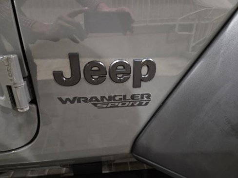 Used 2021 Jeep Wrangler Sport image 10