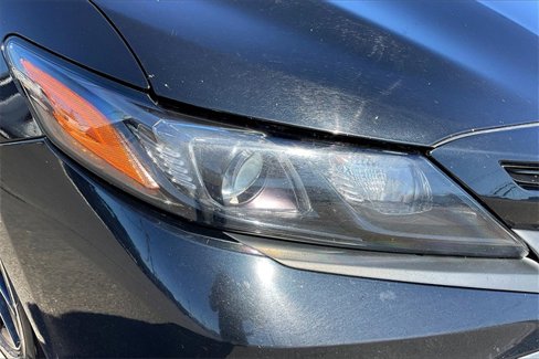 Used 2021 Toyota Camry SE image 27