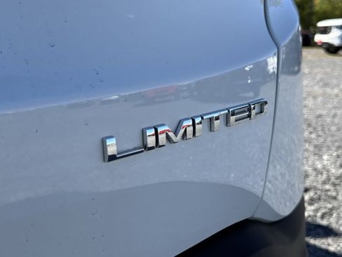 Used 2018 Jeep Renegade Limited w/ UConnect 8.4 Nav Group image 33