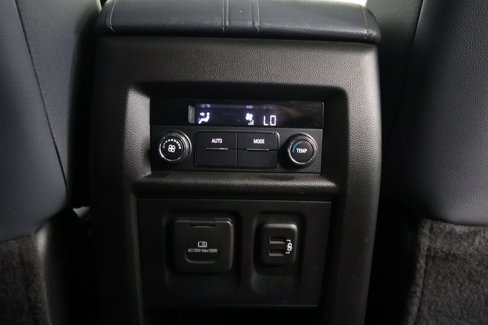 Used 2018 Chevrolet Traverse LT image 25