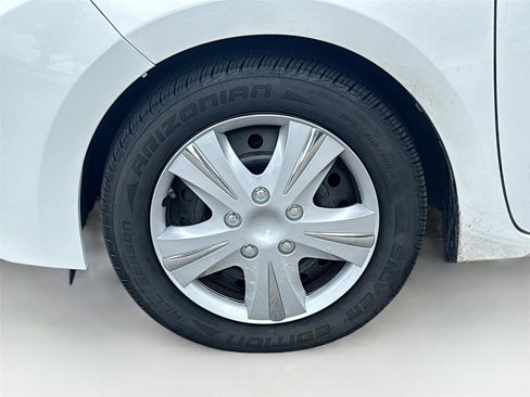 Used 2016 Toyota Corolla LE image 30