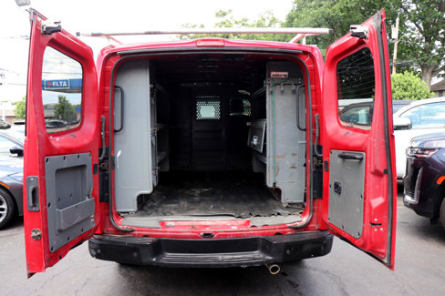 Used 2015 Nissan NV 2500 SV image 37