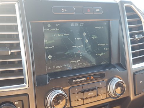 Used 2016 Ford F150 Limited image 17