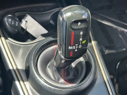 Used 2020 MINI Cooper Countryman S w/ Signature Upholstery Package image 11