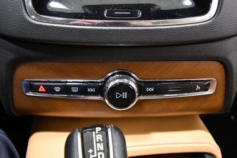 Used 2018 Volvo XC90 T6 Inscription w/ Convenience Package image 27